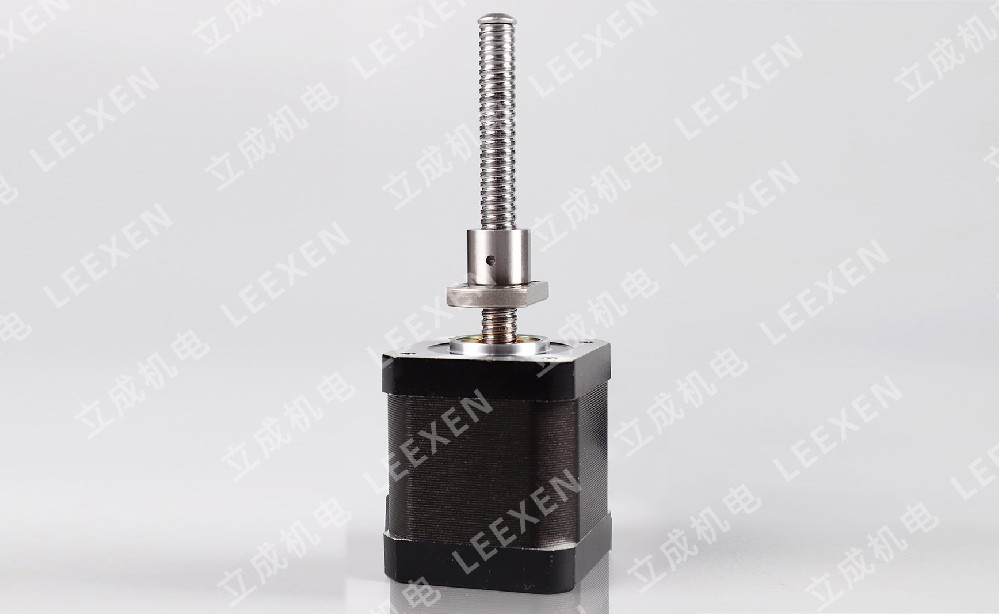 42系列滚珠丝杆电机 | 优质高精度的运动控制器解决方案