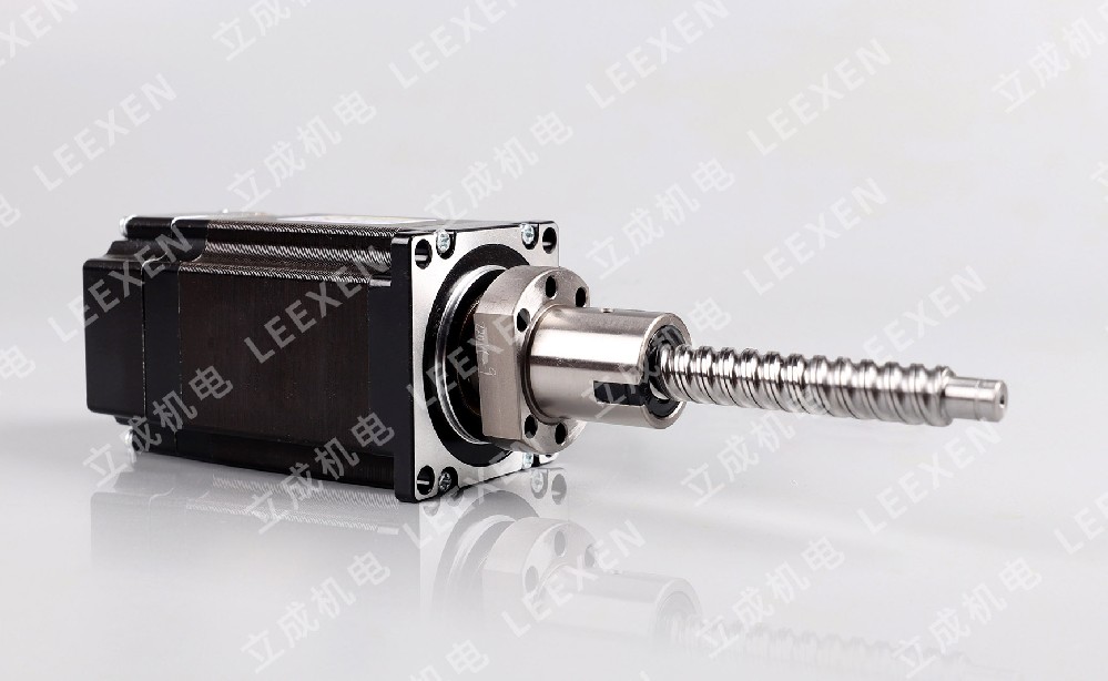 60滚珠丝杆步进电机 | 高速高精度的运动控制器解决方案